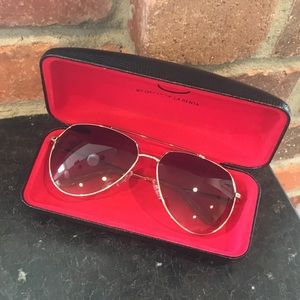 Oscar de la renta sunglasses